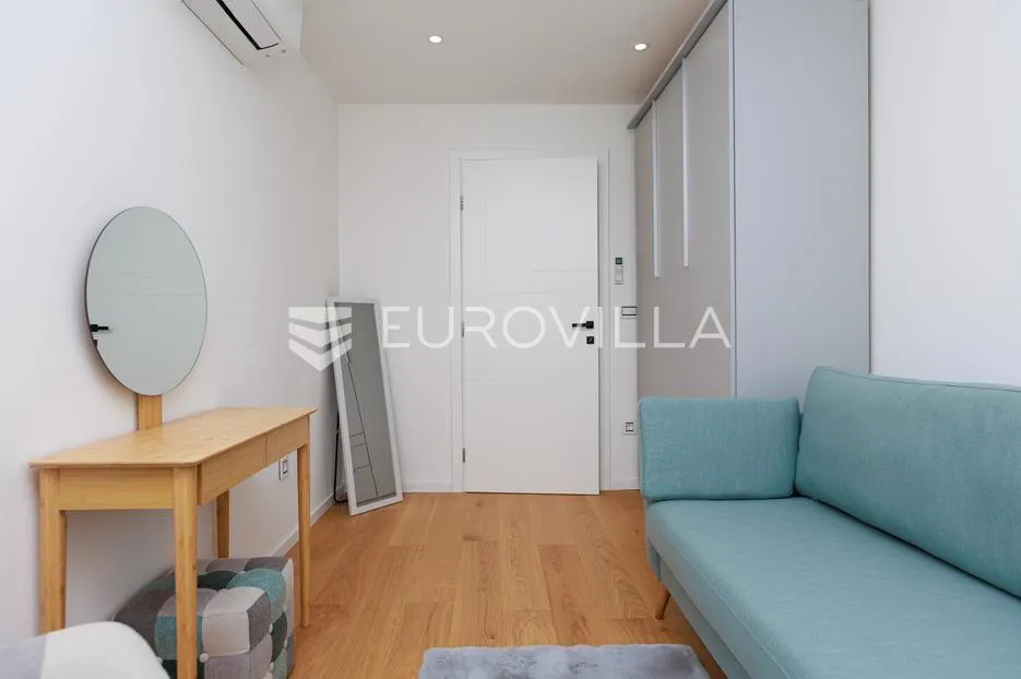 rijeka, kostrena, paveki villa s 2 stana, pomoćnim objektom i bazenom, 279 m² - slika 47