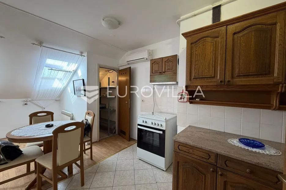 đakovo, centar, trosoban stan 61 m² sa spremištem - slika 8