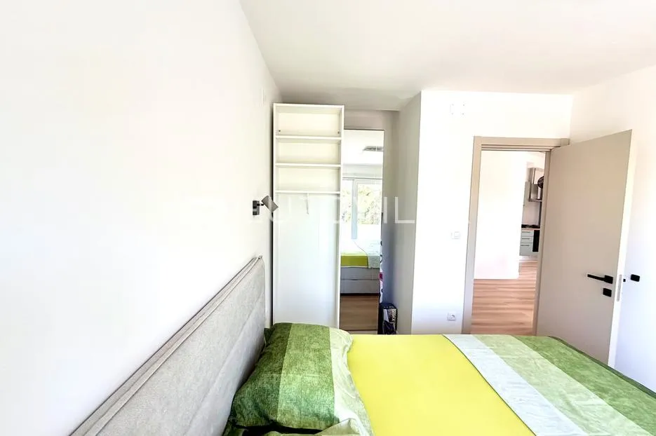 split, gripe, dvosoban tek renovirani stan na odličnoj lokaciji - slika 9