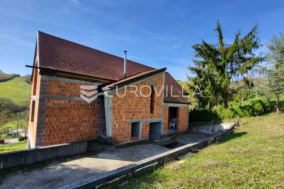 sveta nedelja, srebrnjak, roh bau vila nkp 400 m2 na zemljištu 4852 m2 - slika 7