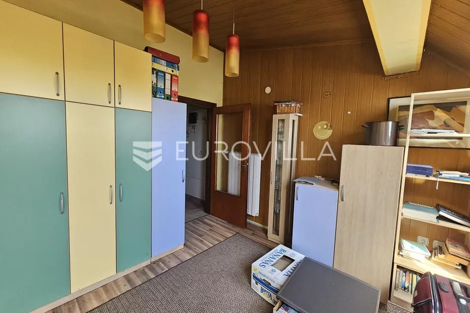 vinkovci, centar grada, trosoban stan, 70 m², 2. kat - slika 2