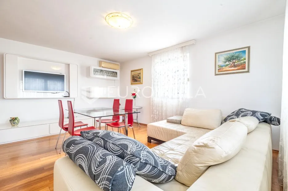 zagreb, vrapče, prostran četverosoban stan 104 m² s garažom - slika 7