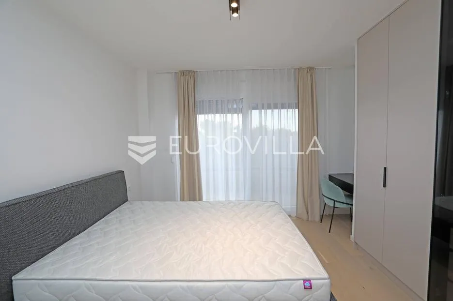 istra, pula, luksuzni penthaus 162 m² s pogledom more na top lokaciji - slika 34