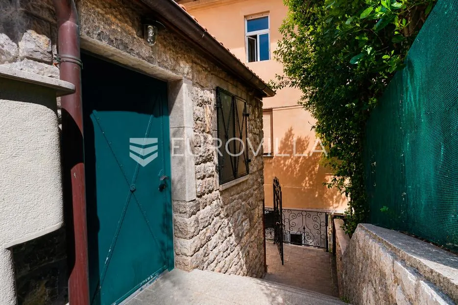 opatija, centar, prekrasna samostojeća kuća s bazenom i konobom, 140m od mora - slika 30