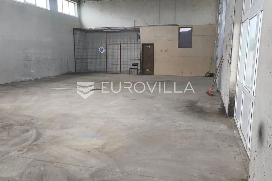 našice, poslovni objekt za proizvodnu, skladišnu ili servisnu djelatnost na parceli od 8100 m² - slika 12