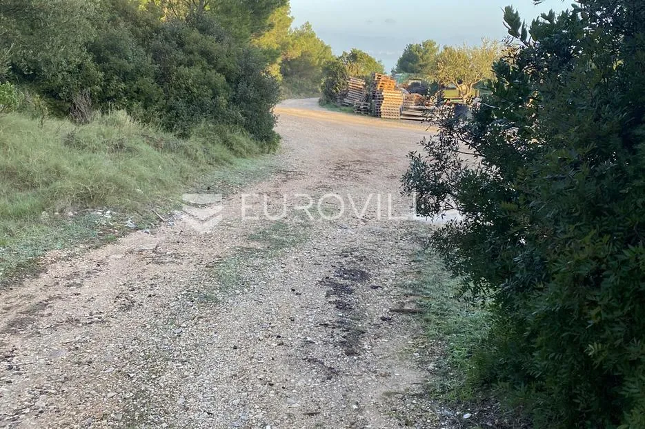 brač, mirca, poljoprivredno zemljište - slika 2