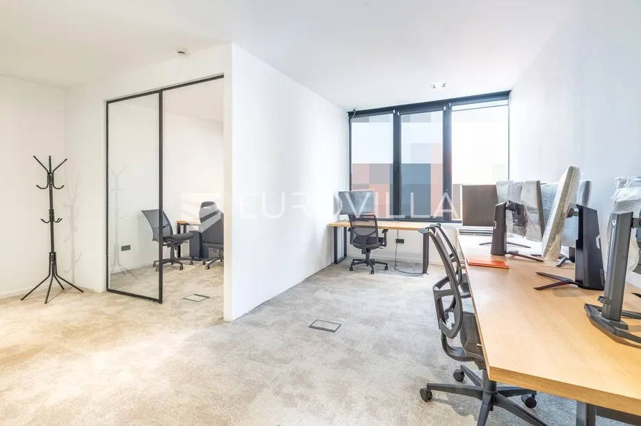 zagreb, radnička, moderan poslovni prostor 430 m² na 7. katu poslovne zgrade - slika 4