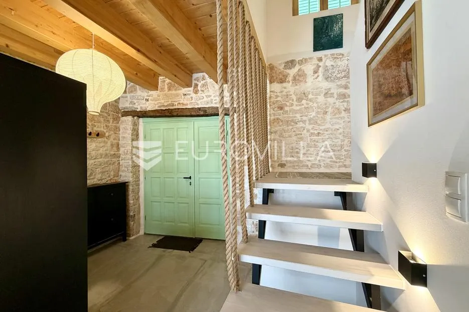 istra, vodnjan, dugoročan najam moderno uređene pet friendly kuće s vrtom - slika 7