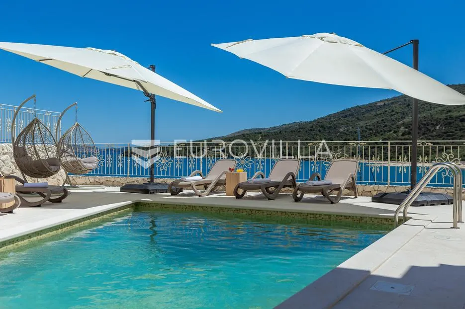 trogir, marina, uređen dvosoban stan u prizemlju bazen i teretana - slika 21