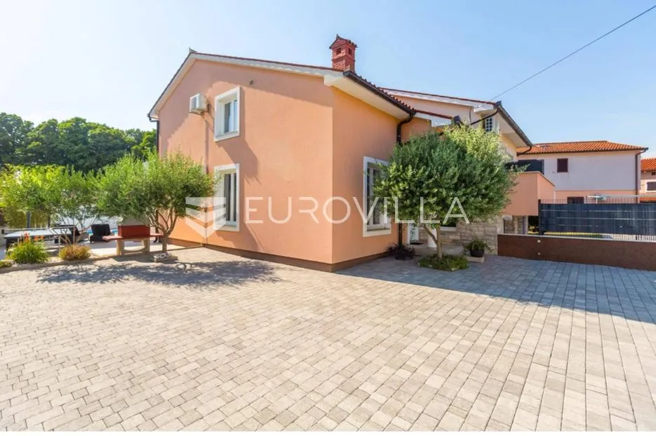 istra, marčana, kuća s bazenom i garažom na lijepoj lokaciji - slika 24