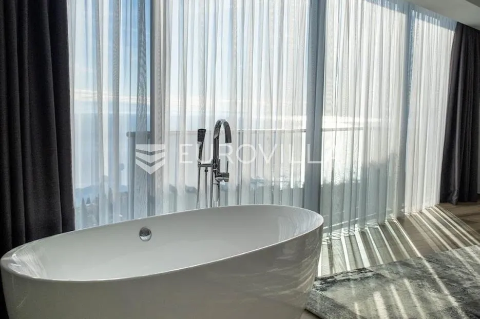 opatija, prekrasan penthause 228 m² s besprijekornim pogledom - slika 52