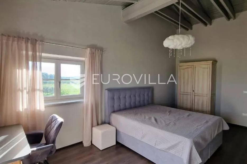 istra, vižinada, kamena vila sa bazenom - slika 10