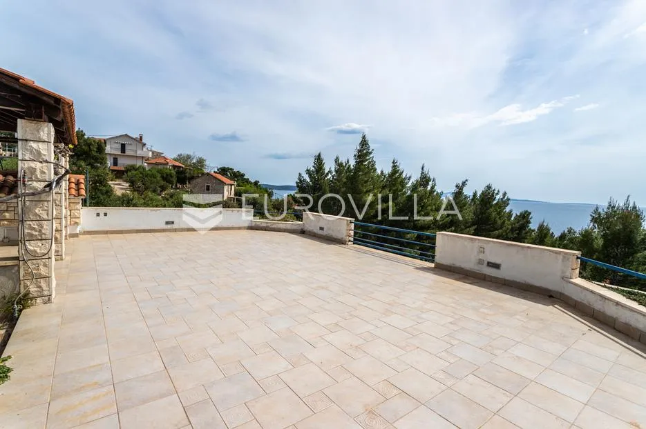 hvar, prekrasna nekretnina na južnoj strani otoka s otvorenim pogledom na more - slika 17