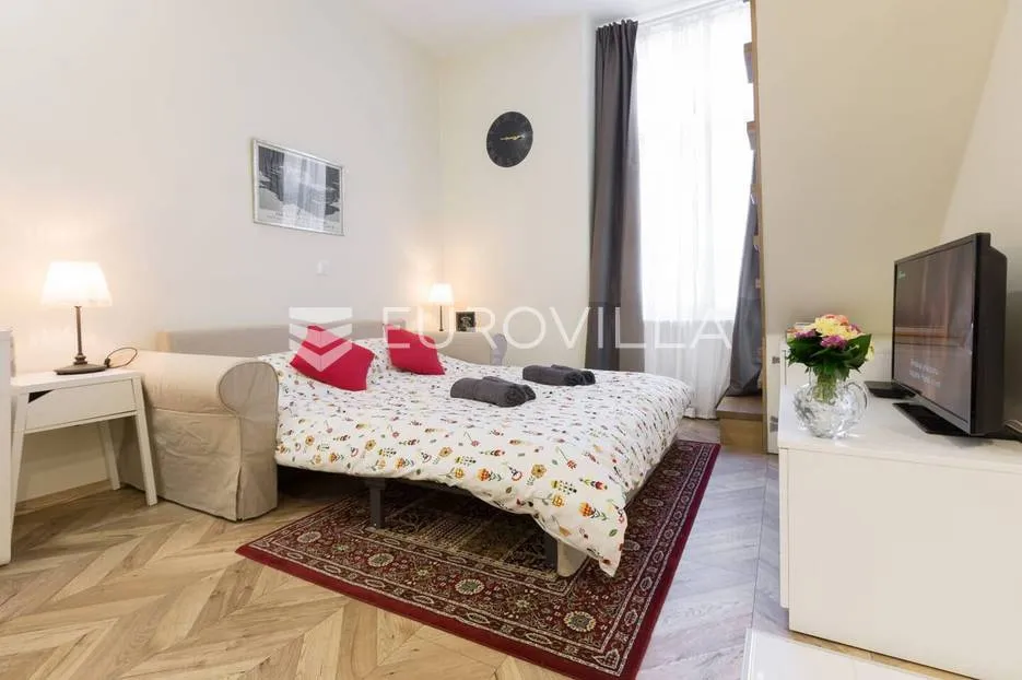 strogi centar, studio apartman 36 m2 - slika 3