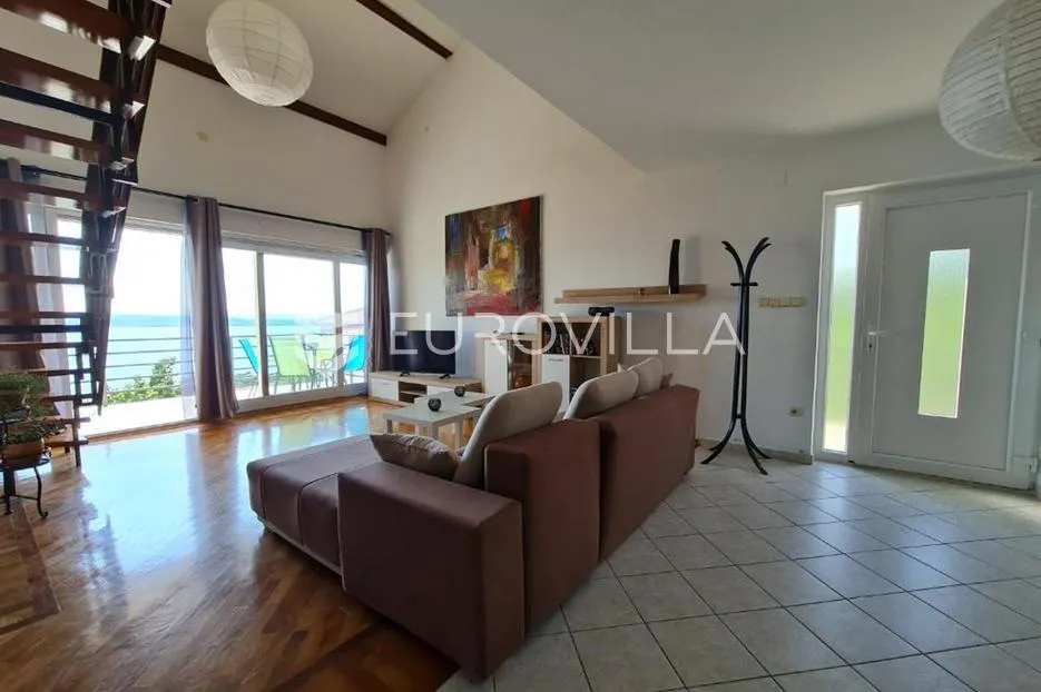 crikvenica, kuća s 8 apartmana i bazenom, 500 m od mora, izvrsna investicija - slika 6