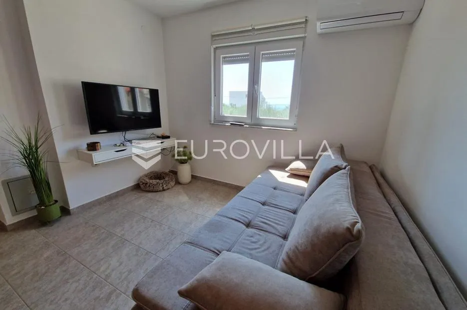 vir, apartman u prizemlju s terasom i vrtom - slika 17