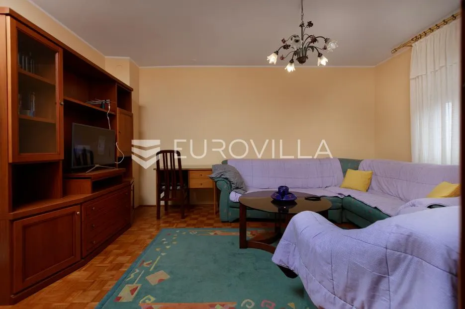 rijeka, krnjevo, komforan uređen stan površine 82 m², lođa - slika 2