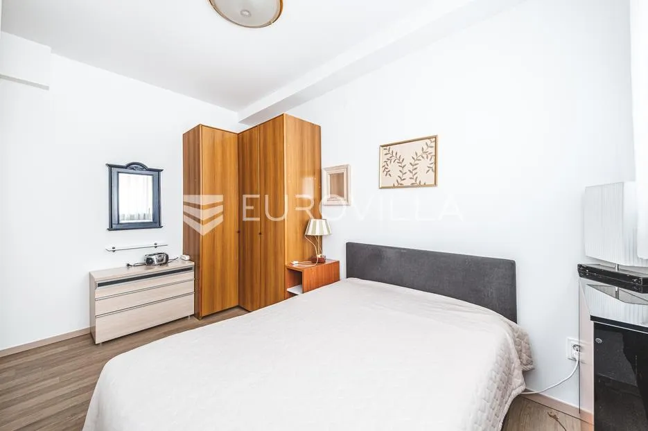 zagreb, maksimir, trosoban stan 54 m², prvi najam - slika 8
