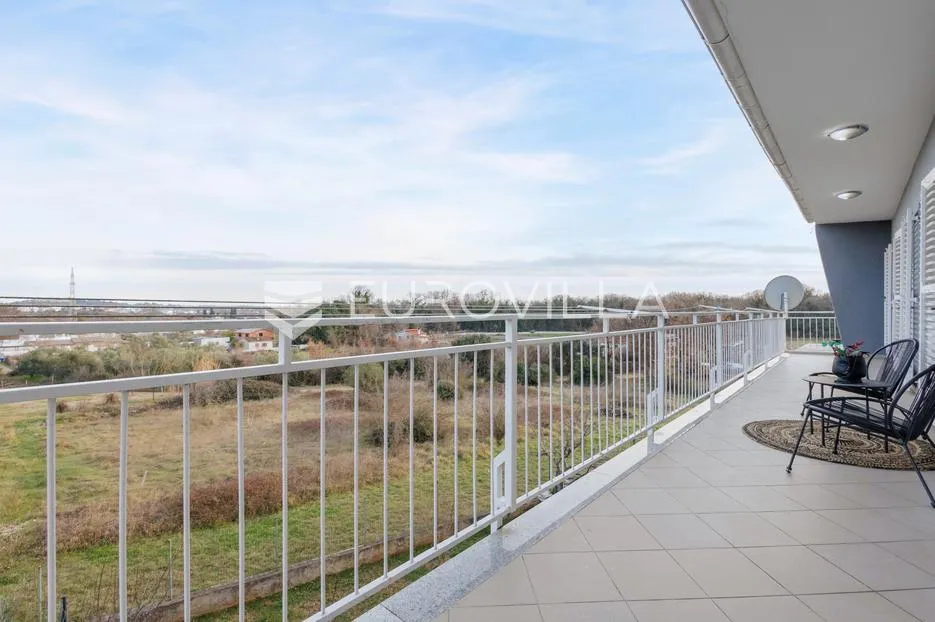 istra, pula, stan 3 spavaće sobe, vrt, parking, 165 m² - slika 18