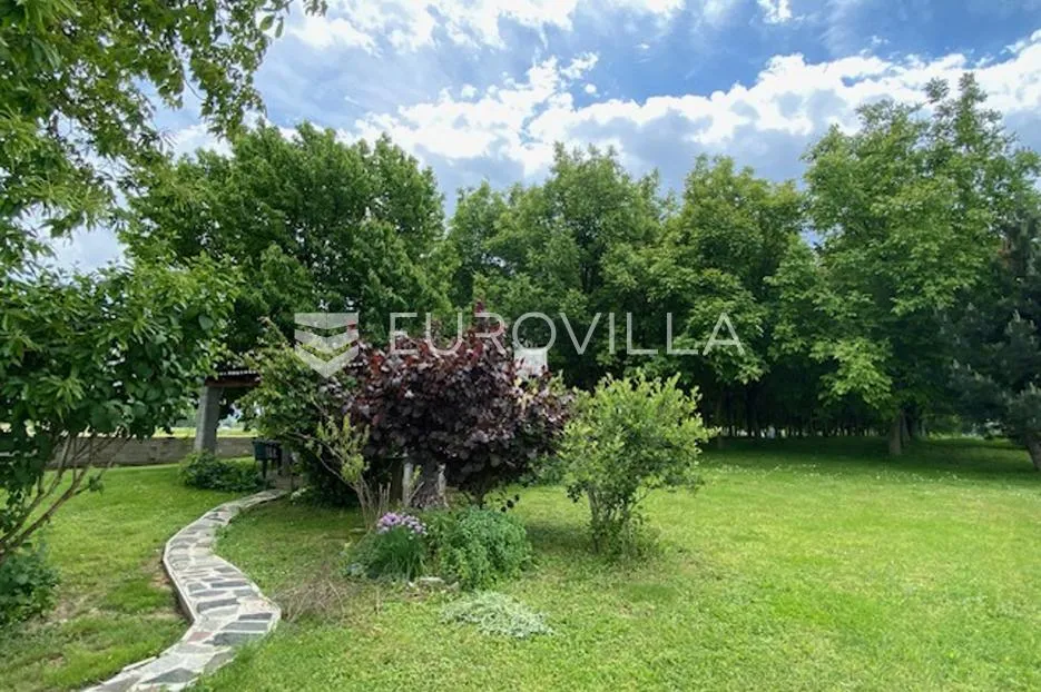 ludbreg, kučan ludbreški, prizemnica sa velikom okućnicom - slika 3