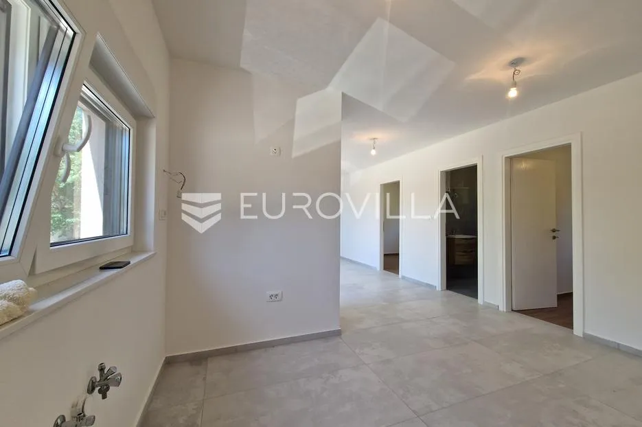 vir, apartman s dvije spavaće sobe u novogradnji, južna strana otoka - slika 2