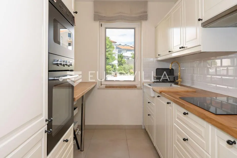 krk, grad krk, stan 70 m², garaža 20 m² - slika 2