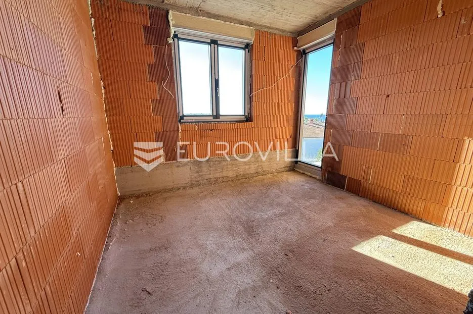 pula, pješčana uvala, četverosobni stan novogradnje 2. kat, 95.50 m², 450 m od mora - slika 15