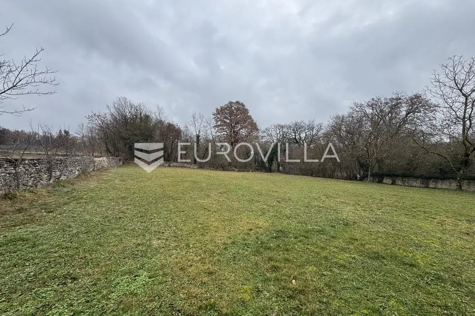 istra, kanfanar, autentična istarska kuća 200 m² s velikim potencijalom i velikom okućnicom - slika 26