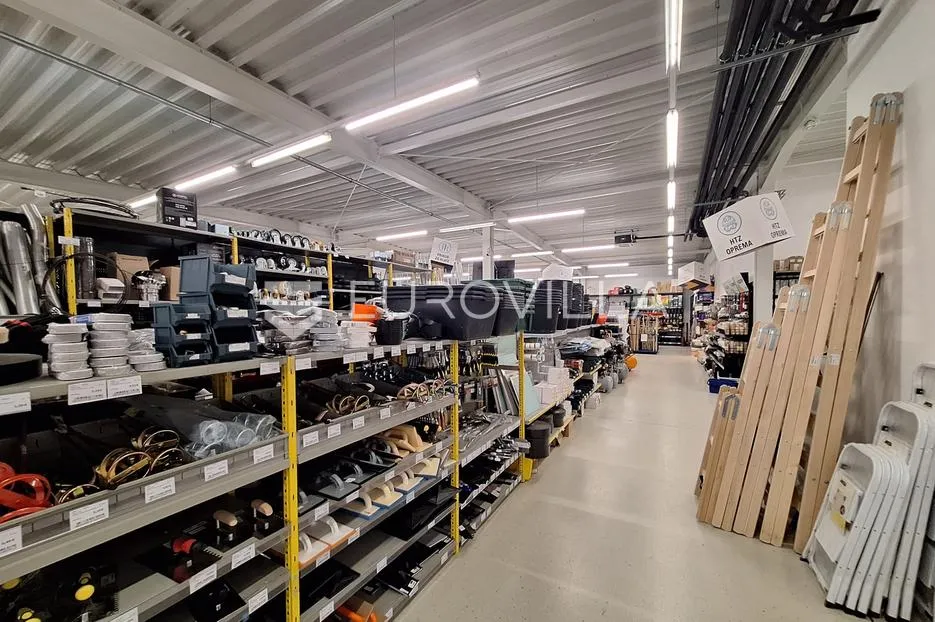 karlovac, rakovac, poslovni prostor 1900 m², odlična lokacija - slika 3