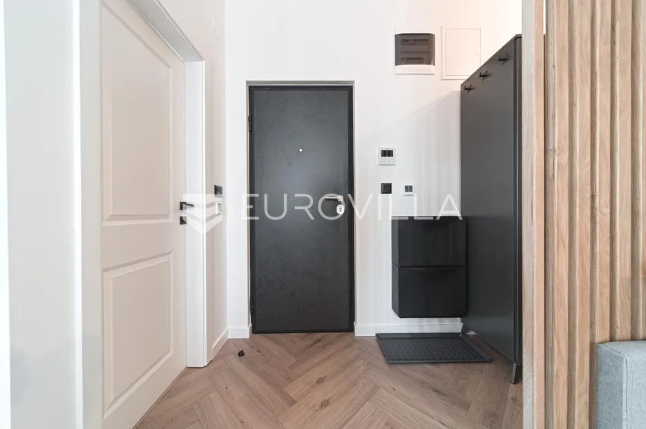 osijek, jug 2, najam nove i potpuno nekorištene garsonjere površine 27 m², 1. kat - slika 4