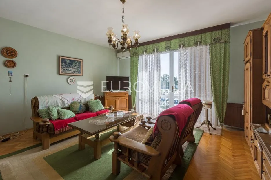 istra, buje, stambeno poslovna kuća 750m2 u centru grada - slika 19