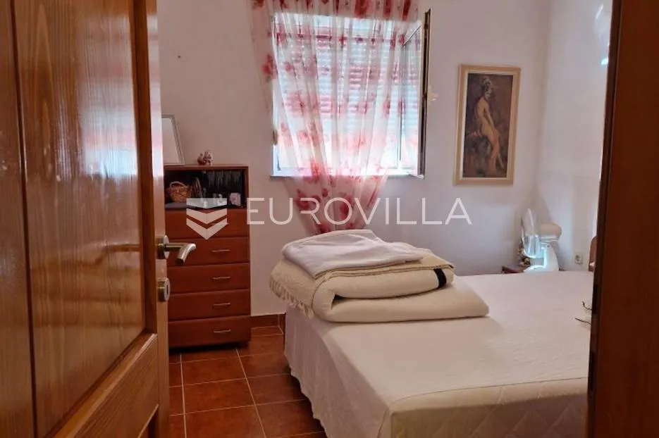 vir, 100m od mora, kuća s 4 apartmana i pogledom na more - slika 75
