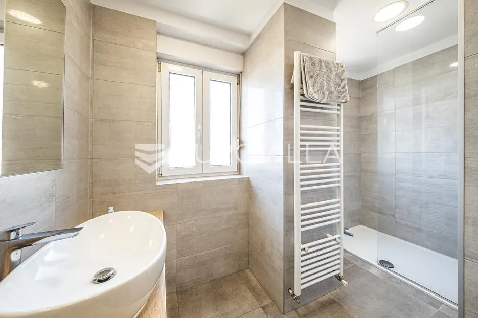 zagreb, omiška, odličan trosoban stan 65 m² - slika 5