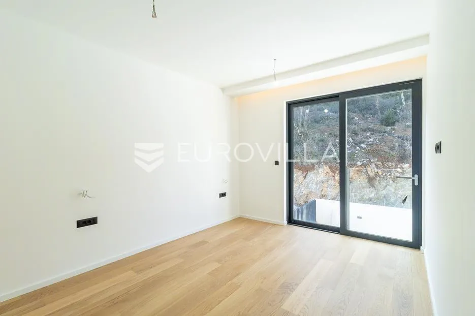 opatija, luksuzan penthose s otvorenim pogledom na kvarner, 274,93 m² - slika 12