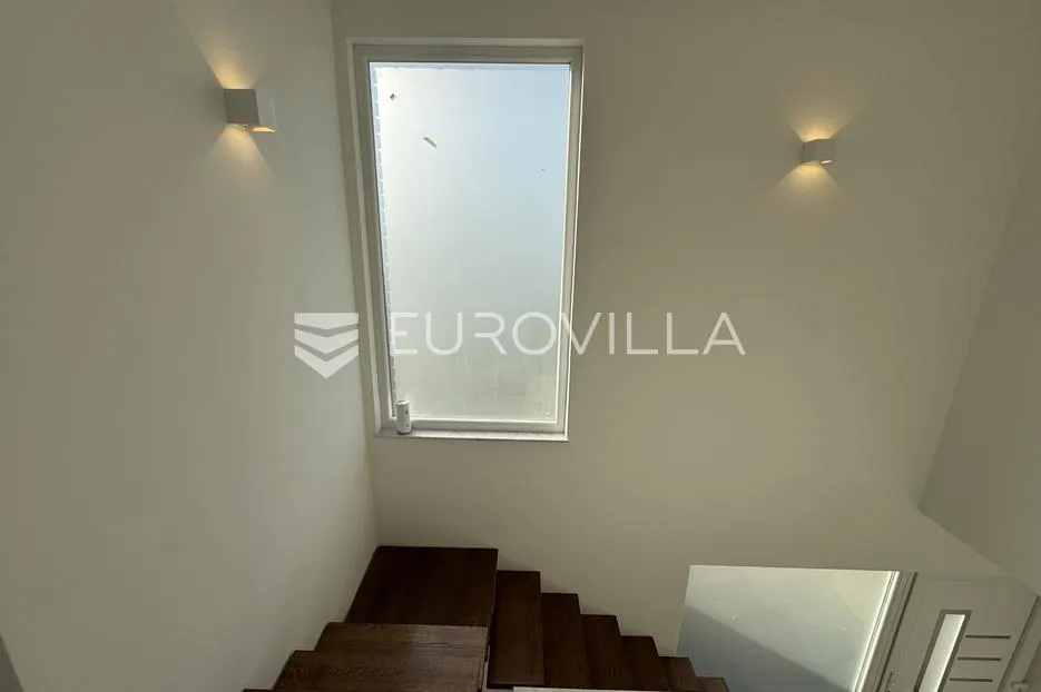 slavonski brod, naselje matije ivanića, kuća 190 m² - slika 13