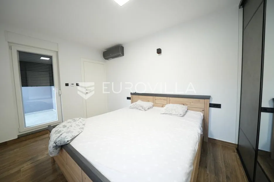zadar, bili brig luksuzno opremljen trosobni i jednosobni stan s teretanom i spa centrom 241 m² - slika 27