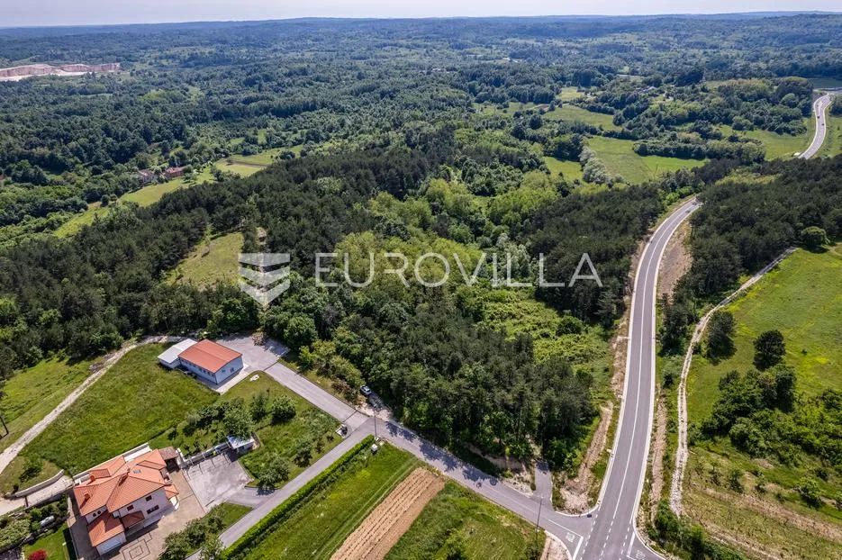 istra, grašćišće, jedinstveno građevinsko zemljište 2000 m² okruženo stoljetnom šumom 36789 m² - slika 23