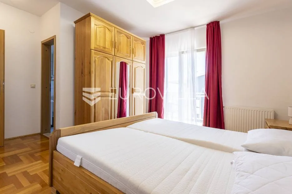 trogir, prekrasan hotel 2.408,84 m² sa pogledom na more - slika 26