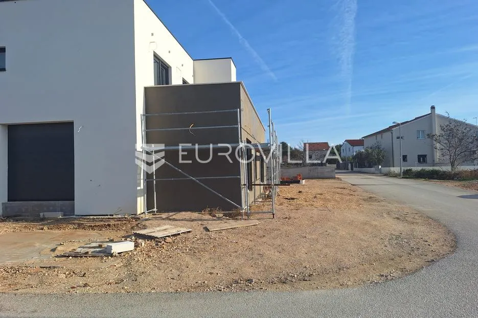 vodice, novogradnja, kuća s bazenom, 176,40 m² - slika 4