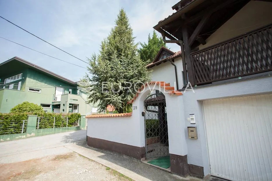 zagreb mikulići samostojeća kuća 300 m² na parceli 520 m² - slika 25