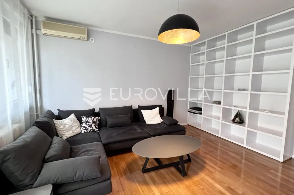 novi zagreb, utrine, elegantan, novoadaptiran dvosoban stan od 57 m² na 1. katu - slika 2