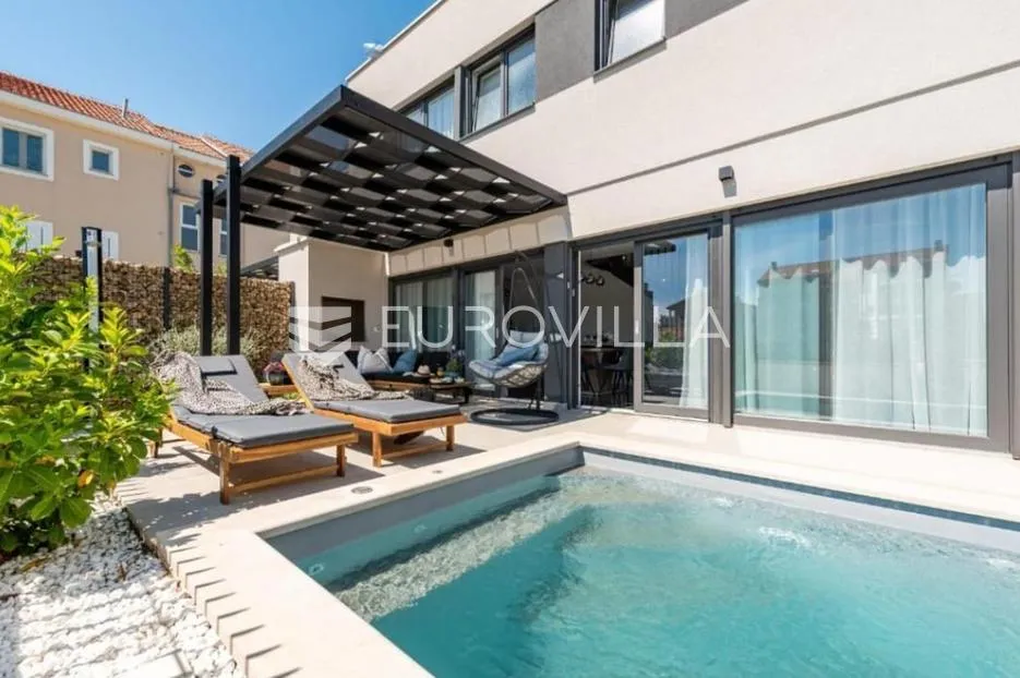 zadar, privlaka luksuzna dizajnerska vila s bazenom neto korisne površine 134,83 m² - slika 14