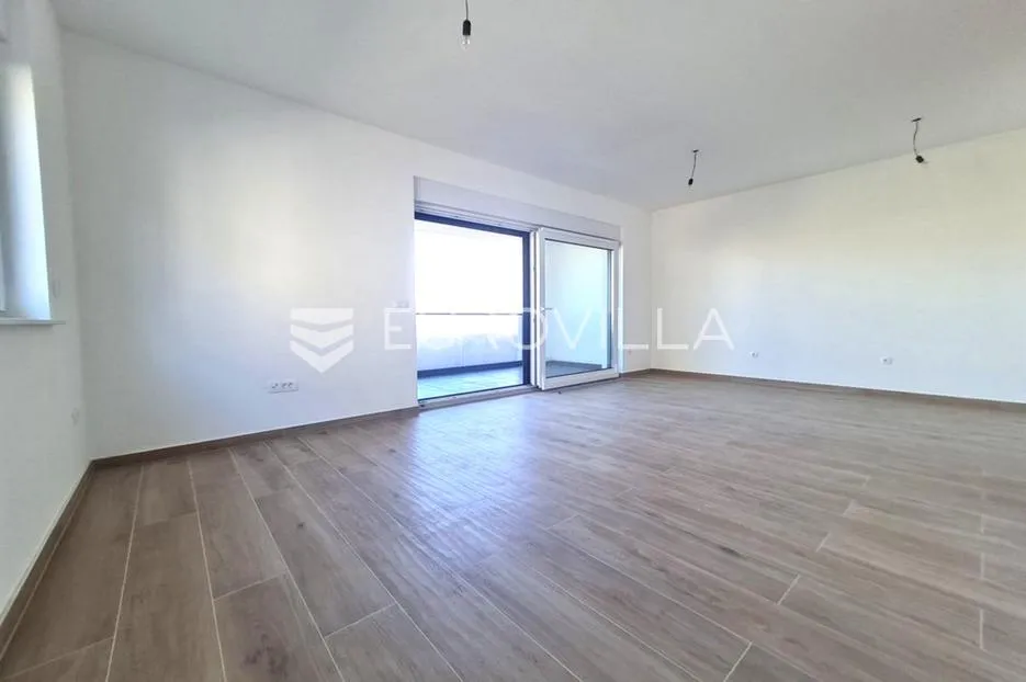 vir, luksuzan apartman u prizemlju s vrtom i pogledom na more - slika 15