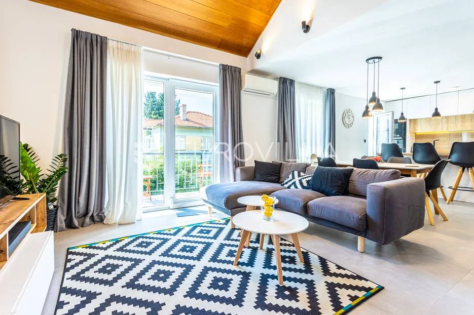 split, bol, moderan penthouse, 4 spavaće sobe - slika 3