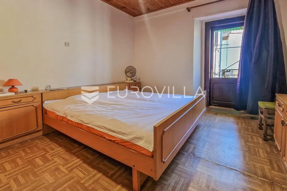 istra, novigrad, stan 78 m² u starogratskoj jezgri za adaptaciju - slika 6
