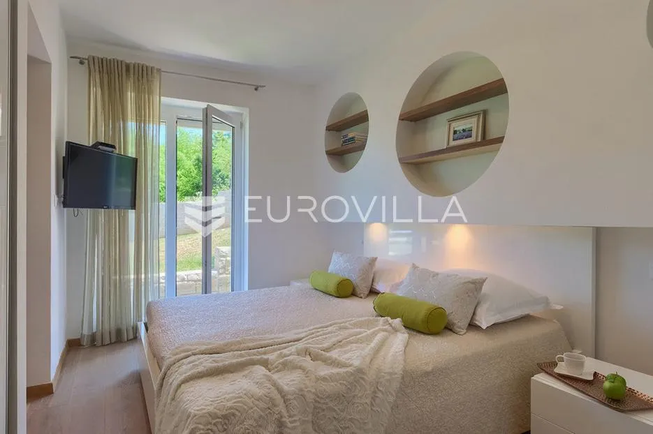 labin, kršan, prekrasna samostojeća kuća s bazenom na prostranom zemljištu od 4261 m²,mirna lokacija - slika 16
