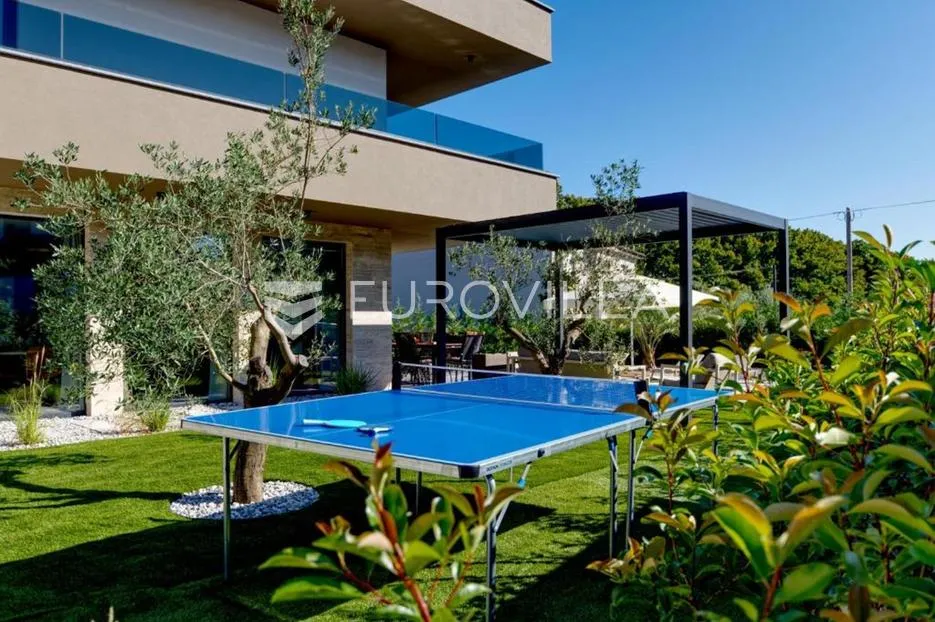 istra, marčana, moderna vila s bazenom i wellness oazom - slika 30