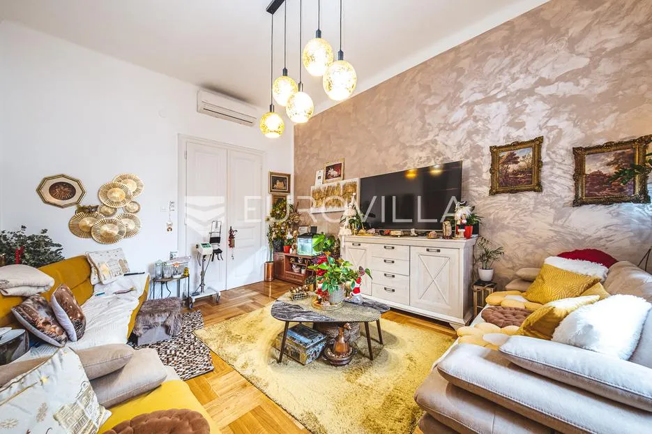 zagreb, trg dr. franje tuđmana, prekrasan četverosoban stan 95 m² - slika 2