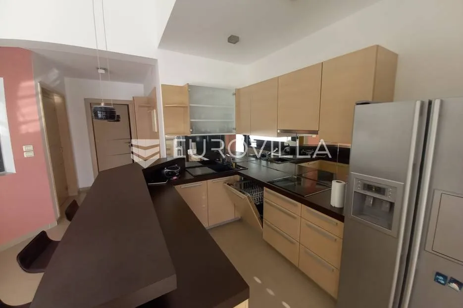 pula, pješčana uvala, penthouse s pogledom na more, vrtom, parking mjestom, 150 m² - slika 39
