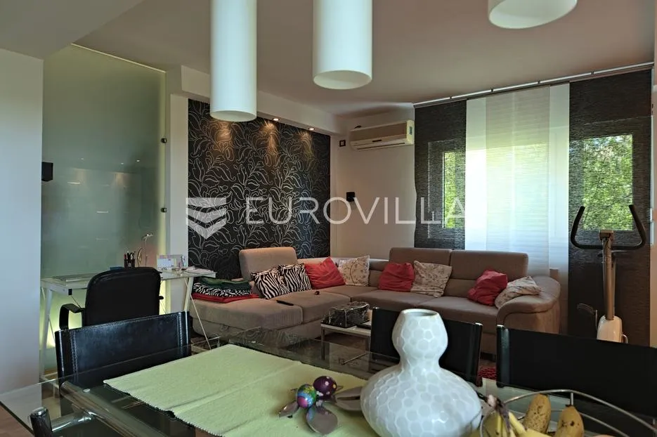osijek, retfala na prodaju potpuno namješten stan 60 m² - slika 4